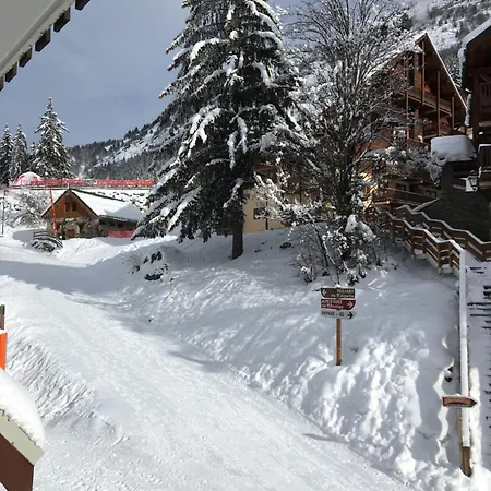 Superbe 8 Personnes Au Pied Des Pistes * Oz
